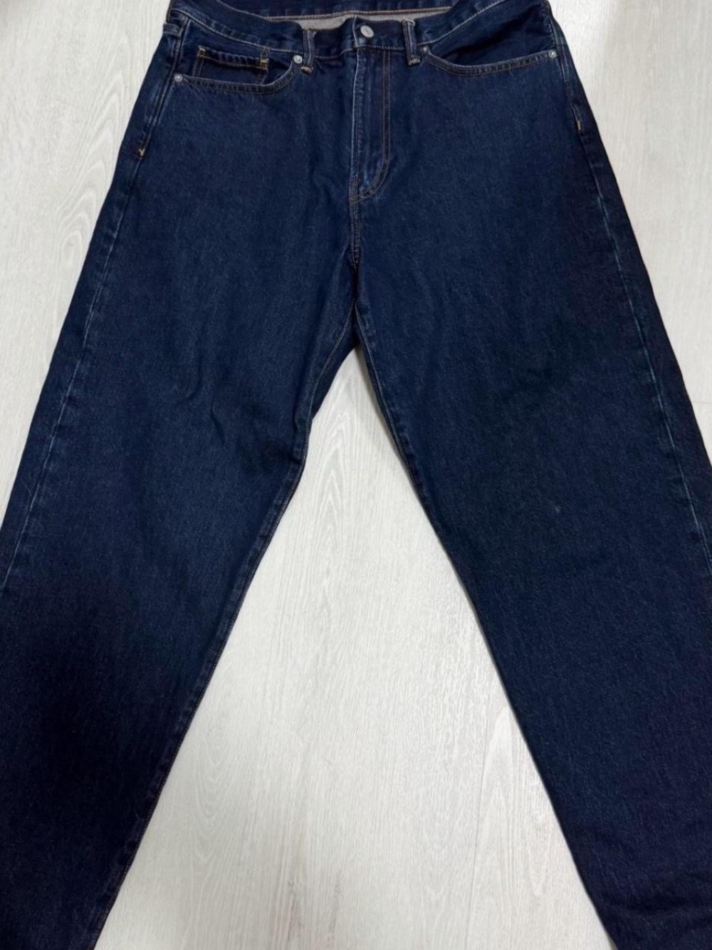 GAP Men's Navy Relaxed Straight Jeans